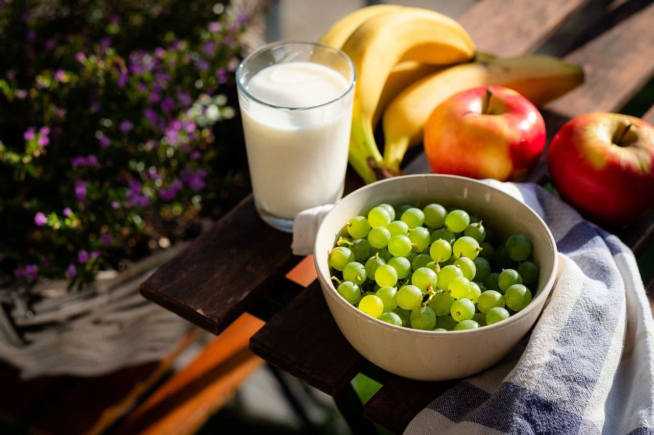 Impact of Diet on Hair Health: What to Eat for Fuller Hair